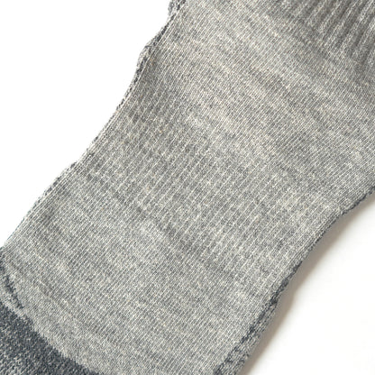 Nodal Logo Grip Socks - Light Gray